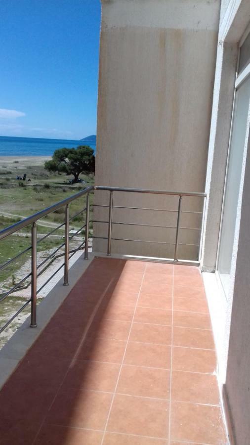 Casa Fronte Mare Apartment Vlore Luaran gambar